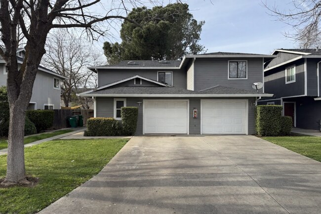 Photo - Huge Three Bedroom Townhouse with Garage and Backyard! Unit 48-1