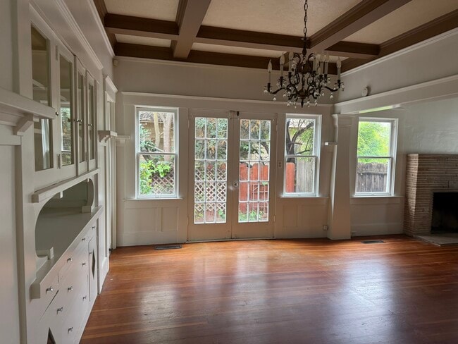 Photo - 1364 N Wilson Ave