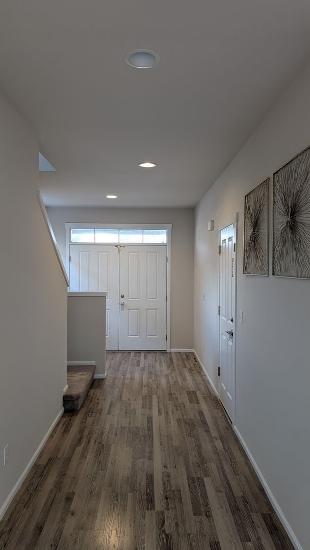 Photo - 5 bedroom Marysville 2 story home