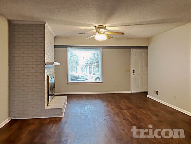 Photo - 308 Cockspur Rd