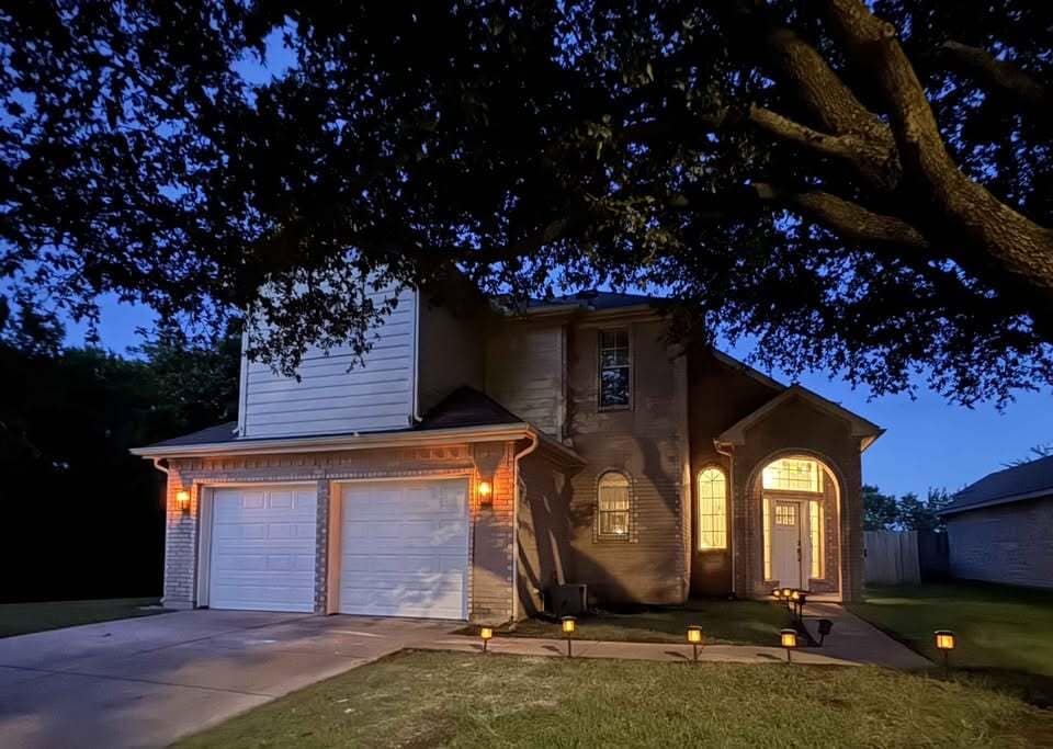 Photo - 7612 Parkside Trl House