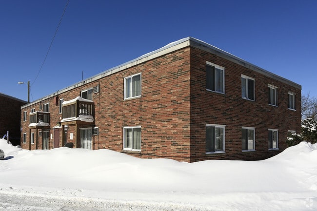 Photo - Shaker Park Gardens Apartments