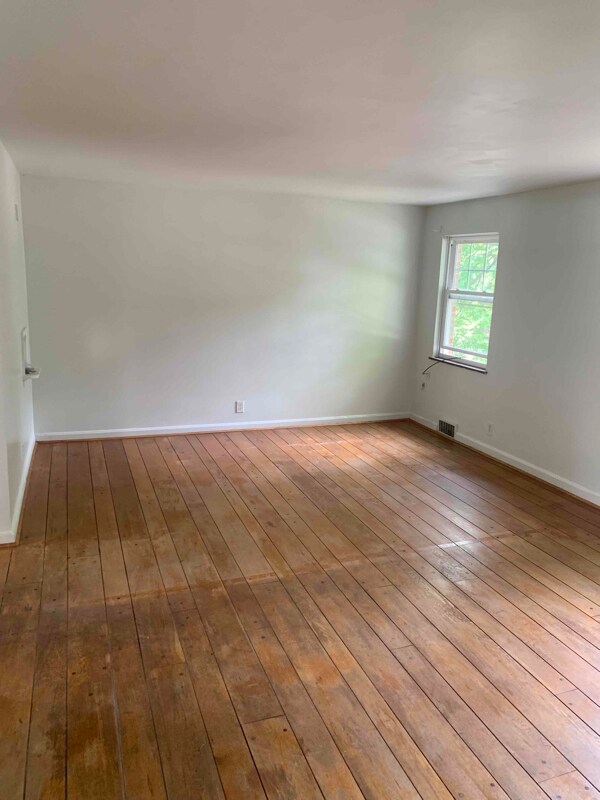 Photo - 5404 Reading Rd