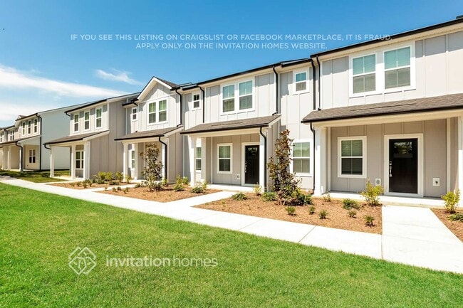 Photo - 249 River Rock Dr