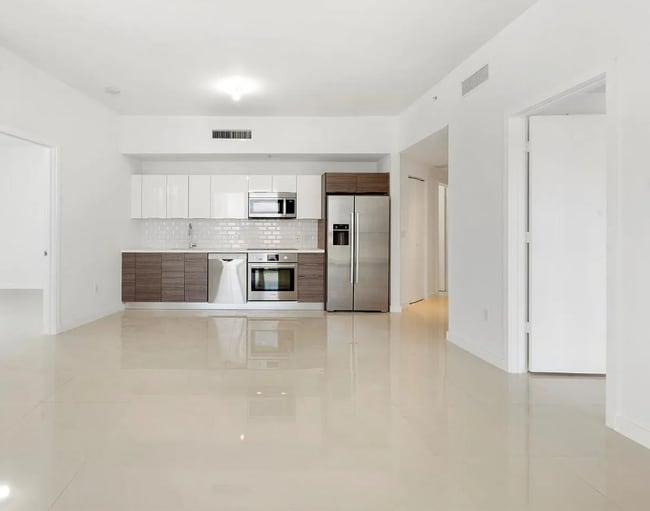 Photo - 1010 SW 2nd Ave Unit 2004