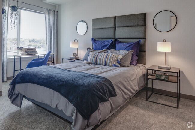 1BR, 1BA - 715SF