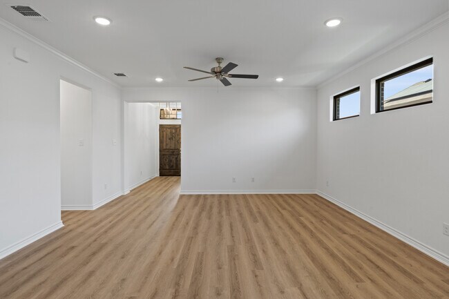 Photo - 7310 Caladium Dr