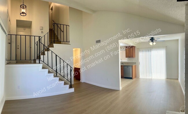 Photo - 2442 S Nancy St Unidad 1