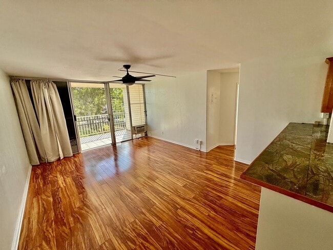 95-2031-2031 Waikalani Pl Unidad D705