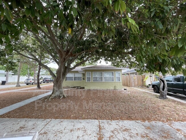 Building Photo - 939 45th St N Rental
