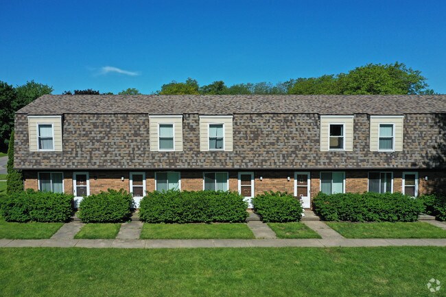 Kingsbrooke Townhomes