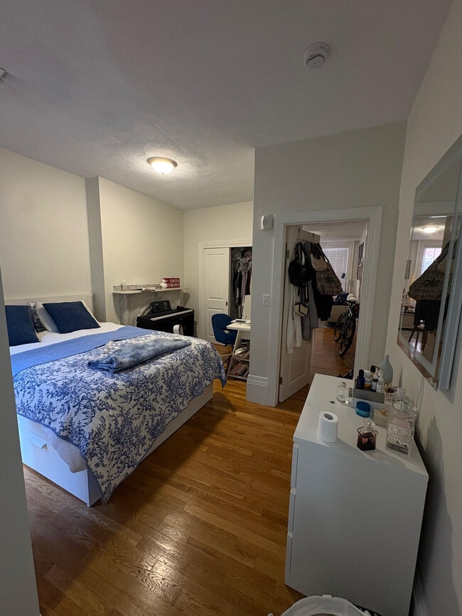 Photo - 62 West Cedar St Unit 3