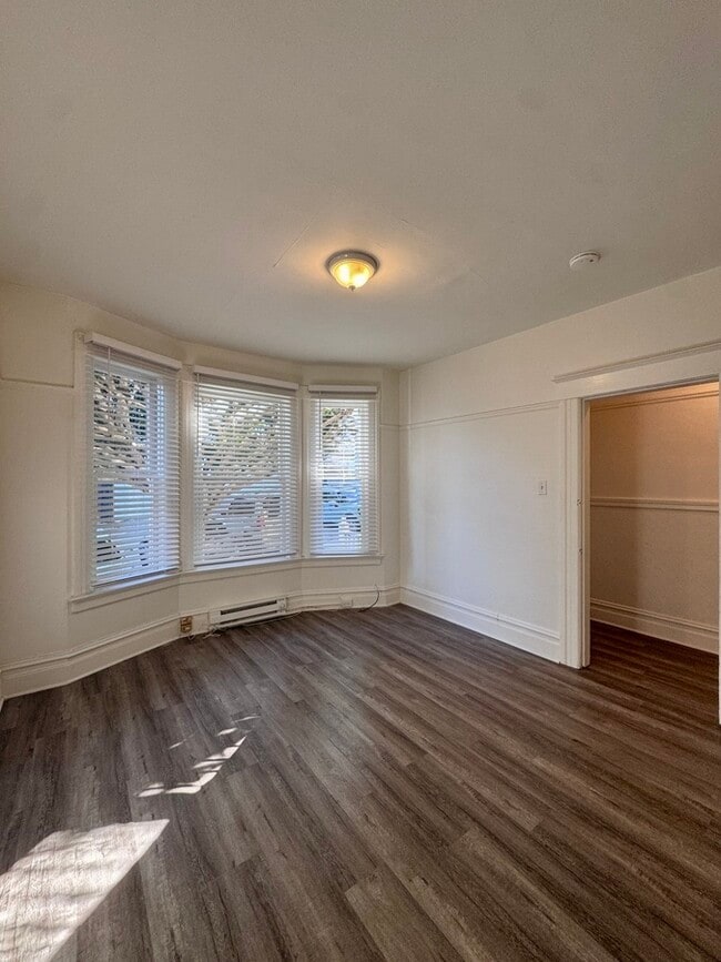 Photo - 1054 Filbert St