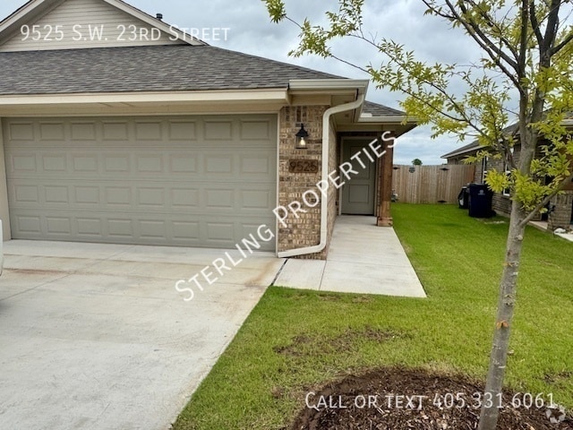 Building Photo - 9525 SW 23rd St Rental
