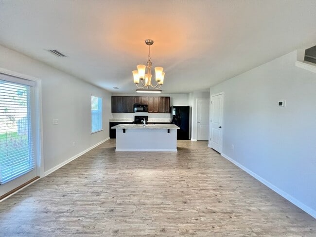 Photo - 4703 Windsor Park Ln