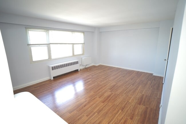 Photo - 2909 N Sheridan Rd Unit 1401