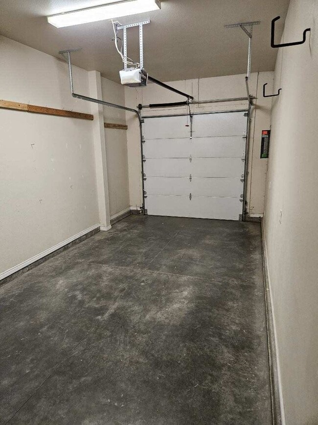 Photo - 21 Mangum Cir