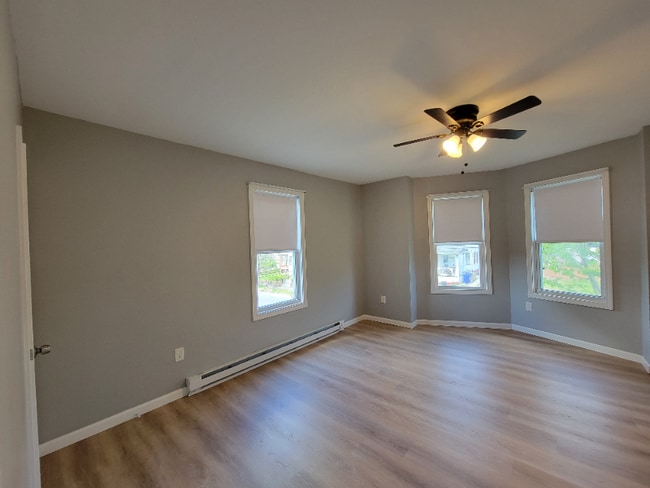 Photo - 30 Beacon Ave