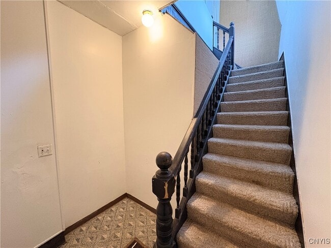 Photo - 12 Frazee St