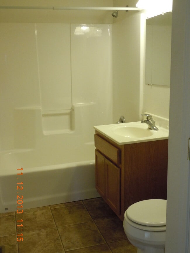 Photo - 314 5th St NW Unit Mainfloor