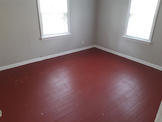 Photo - Charming 3 bed with loft!