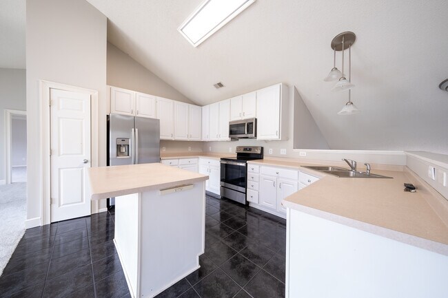 Photo - 7591 Derby Ln