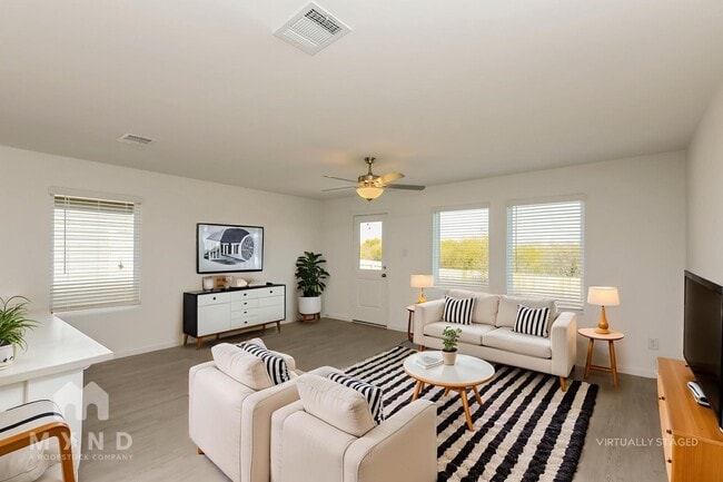 Photo - 2717 Ctr Crk Ln