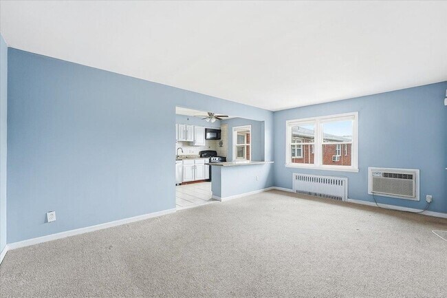 Photo - 1400 70th St Unit 8