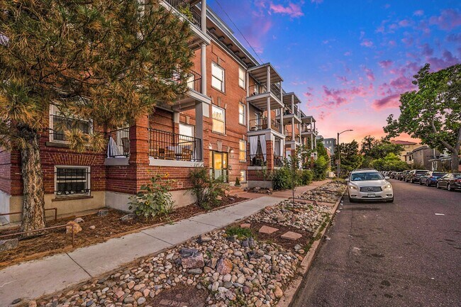Available Immediately! Beautifully Renovat... - Available Immediately! Beautifully Renovat...