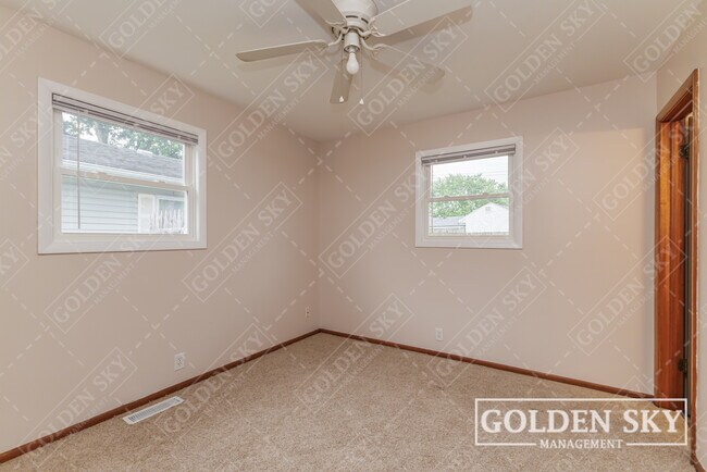 Photo - 3129 S Opechee Dr