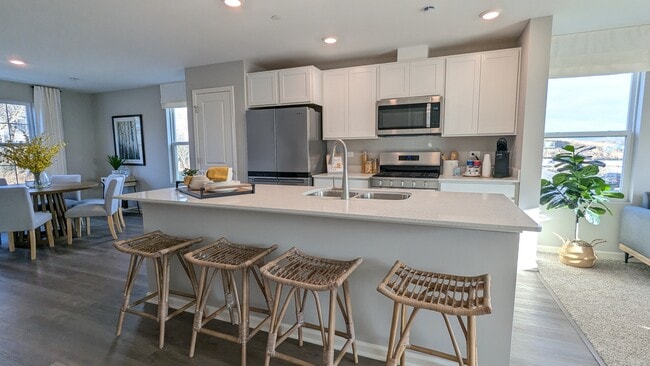 Photo - 1392 Foxglove Dr