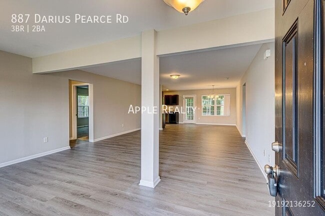 Photo - 887 Darius Pearce Rd