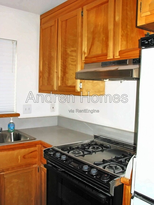 Photo - 1841 Alice St