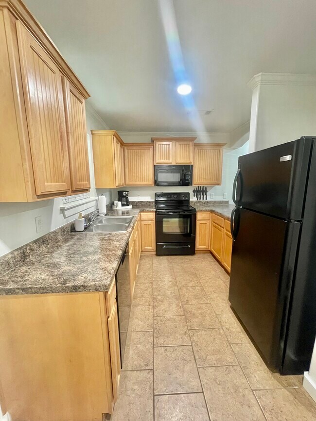 Photo - 2212 Karrington Ridge