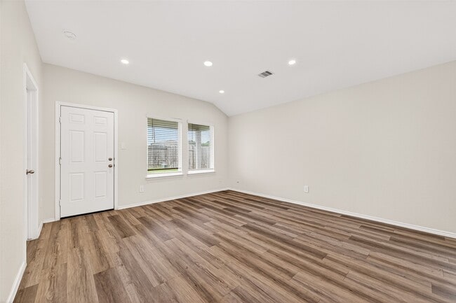 Photo - 1710 Legacy Hills Dr