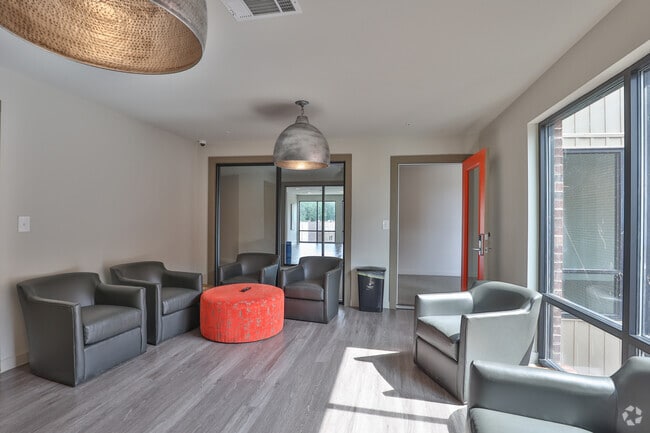 Building N Study Rooms