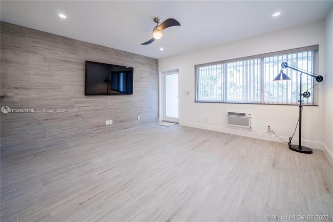Photo - 600 Layne Blvd Unit 109