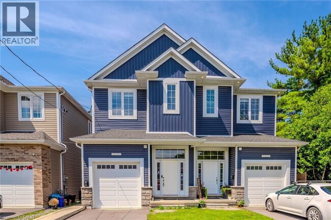10B LLOYD Street Unit# Upper - 10B LLOYD Street Unit# Upper