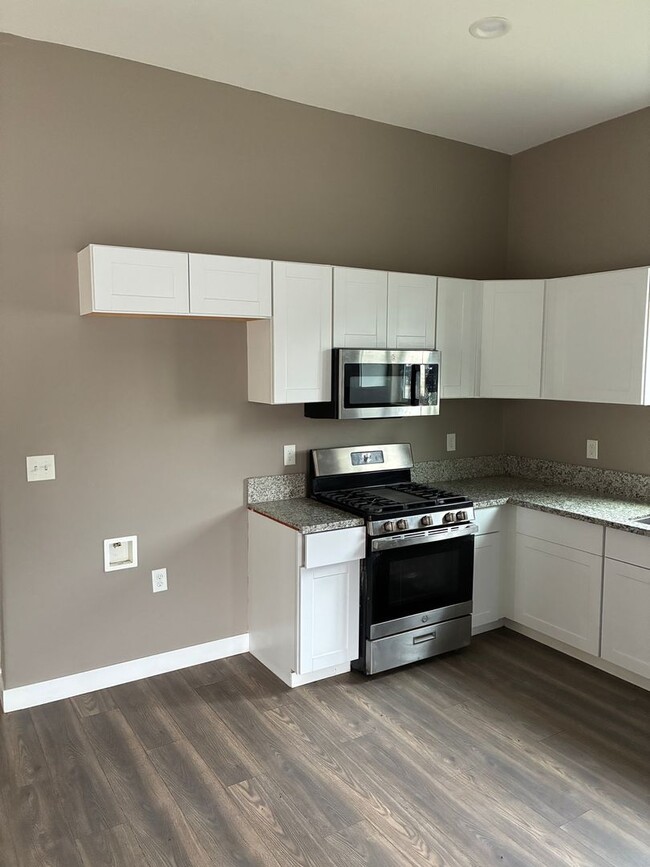 Photo - 2 Bedroom 2 Bath Home