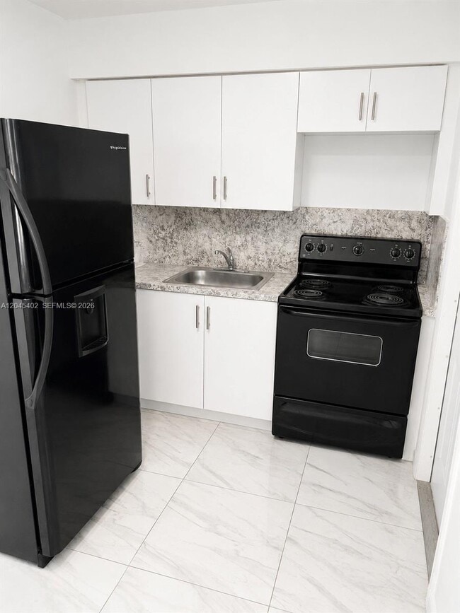 Photo - 14399 NE 5th Ave