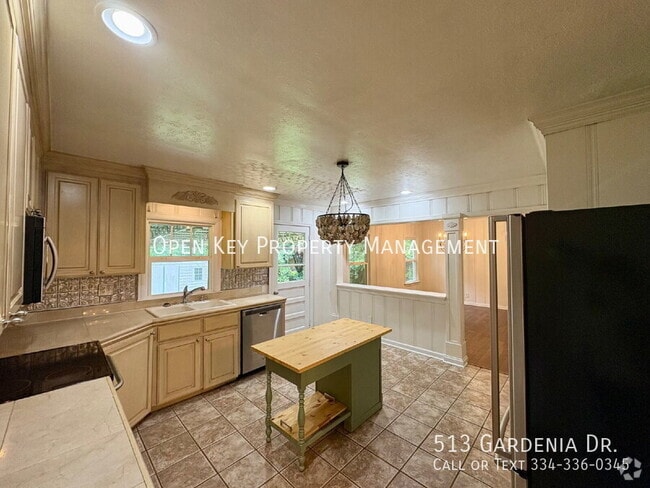 Building Photo - 513 Gardenia Dr Rental