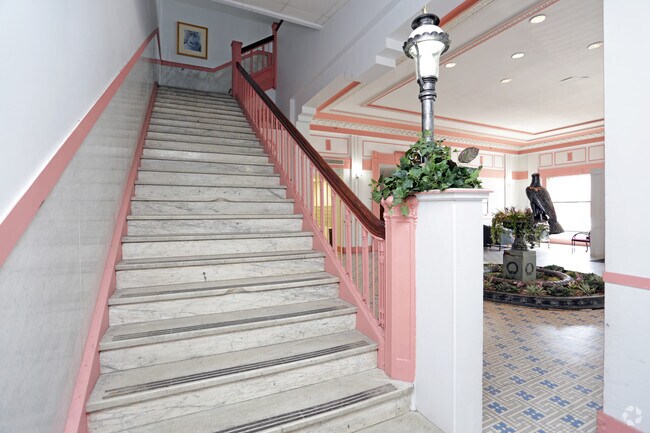 Lobby - The Davenport