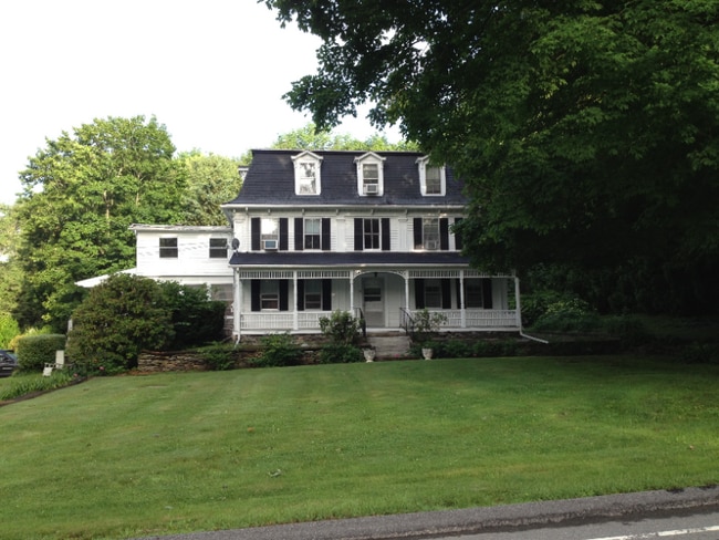 Photo - 1 Pomfret Rd Apartment Unit 3B