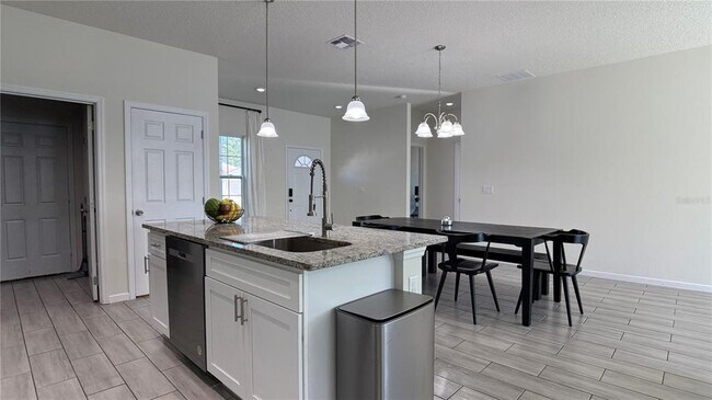 Photo - 2129 Hibiscus Pl