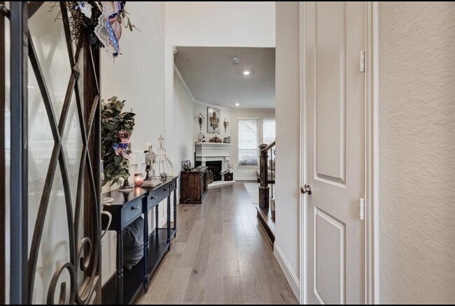 Photo - 155 Skybranch Dr