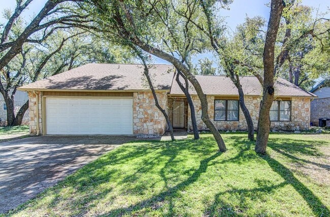 Building Photo - 8911 Bubbling Springs Trail Rental