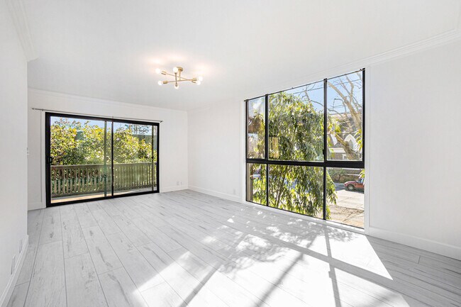 Photo - 1907 Central Ave Unidad E