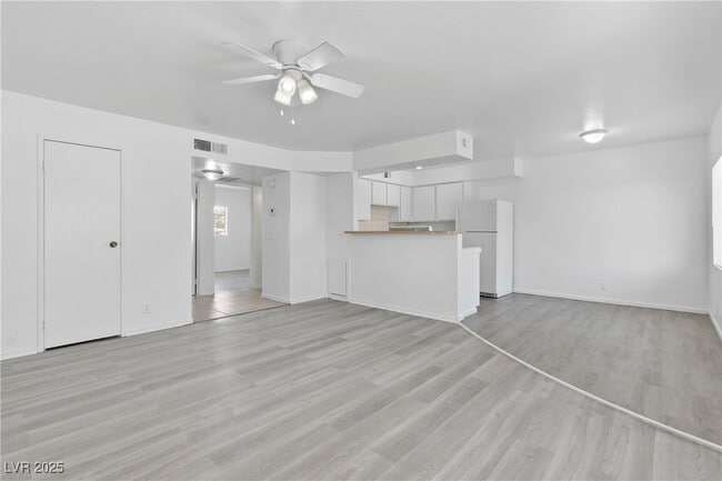 Building Photo - 1812 Fulstone Way Unit 4 Rental
