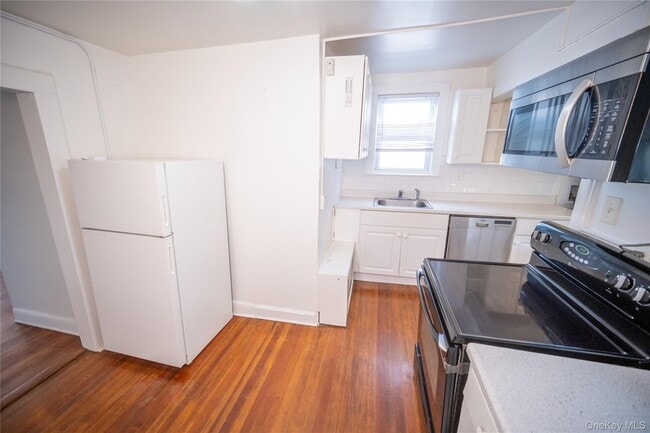 145 N Main St Unit 2nd Floor