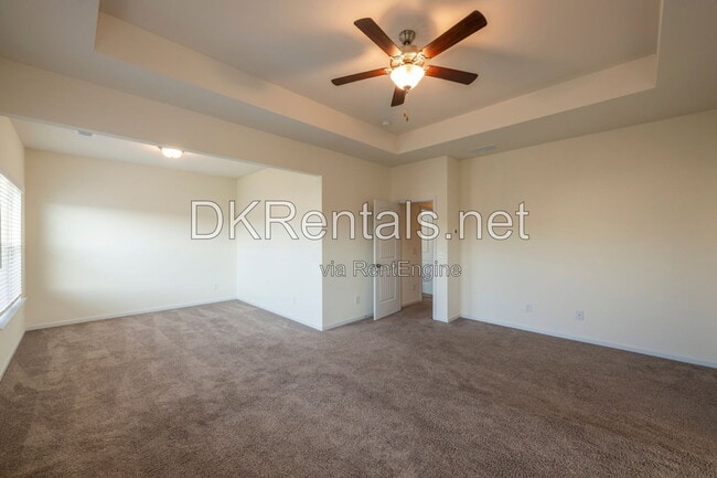 Photo - 105 Weston Way NW